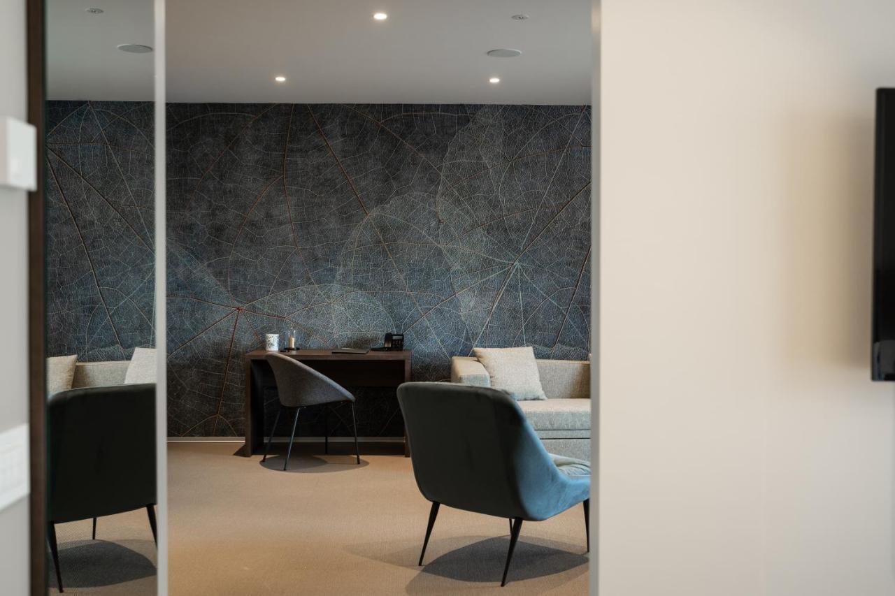 Elitis House - Suite & Spa Nova Milanese エクステリア 写真